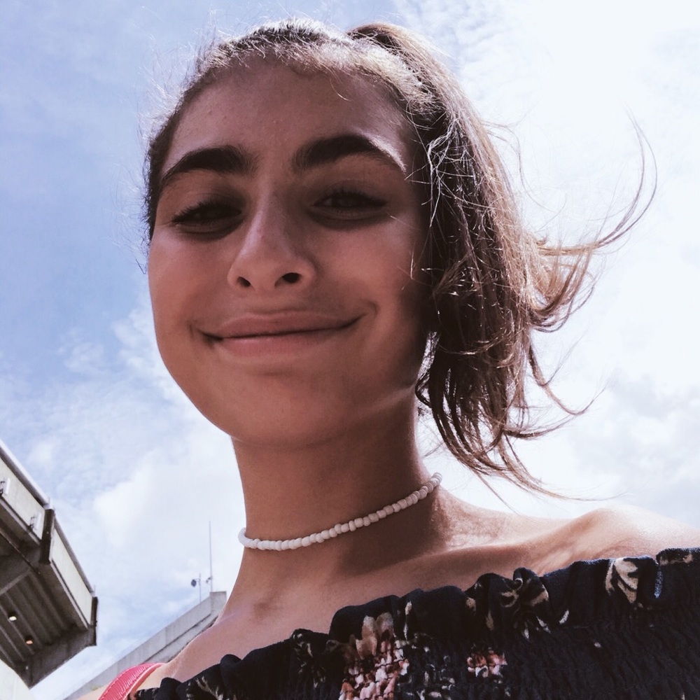 Meet your Posher, Alya